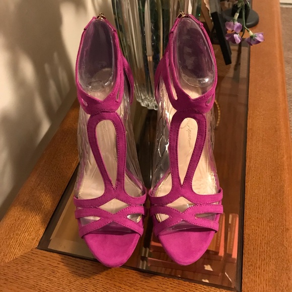 Jessica Simpson 5” pink heels with gold zipper - Picture 5 of 7